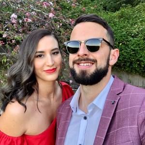 Meet your Posher, Claudia